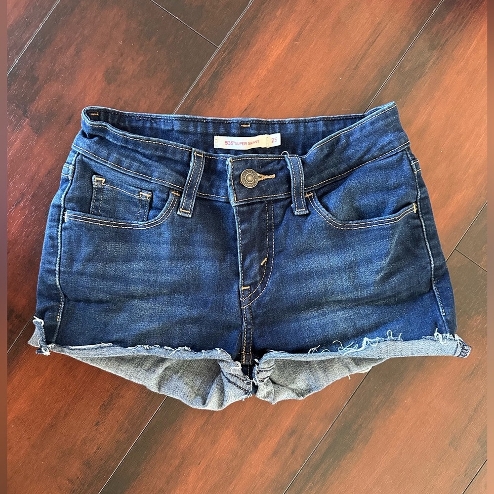 Levi's 535 Shorts